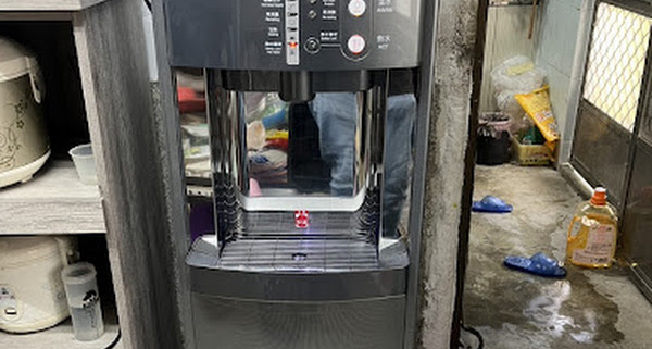 高雄楠梓區 豪星 HM900 落地型冰溫熱飲水機 安裝完工實照