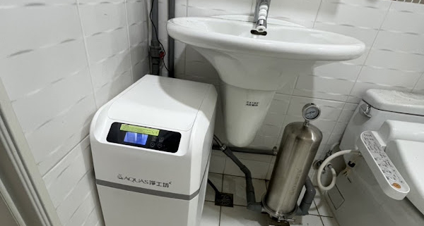 高雄楠梓 淨工坊 AQ-300＋AQ-100US 全戶淨水系統 安裝完工實照