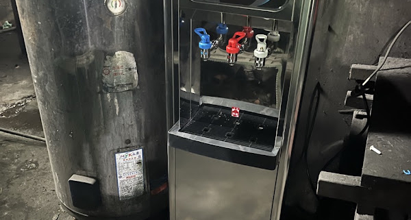 台中潭子區 豪星 HM-1687 落地型不鏽鋼冰溫熱飲水機 安裝完工實照